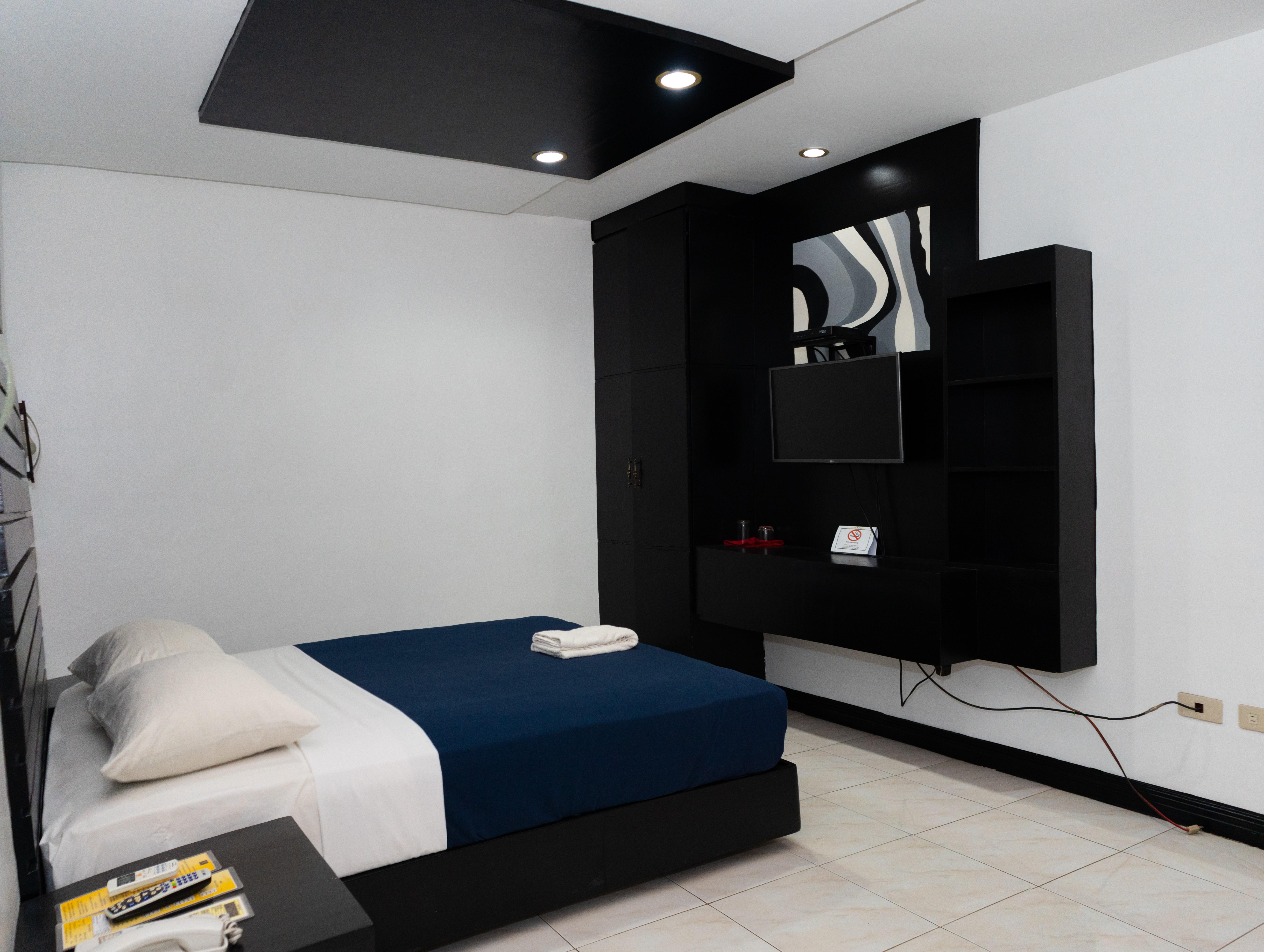 Davao Royal Suites And Residences מראה חיצוני תמונה