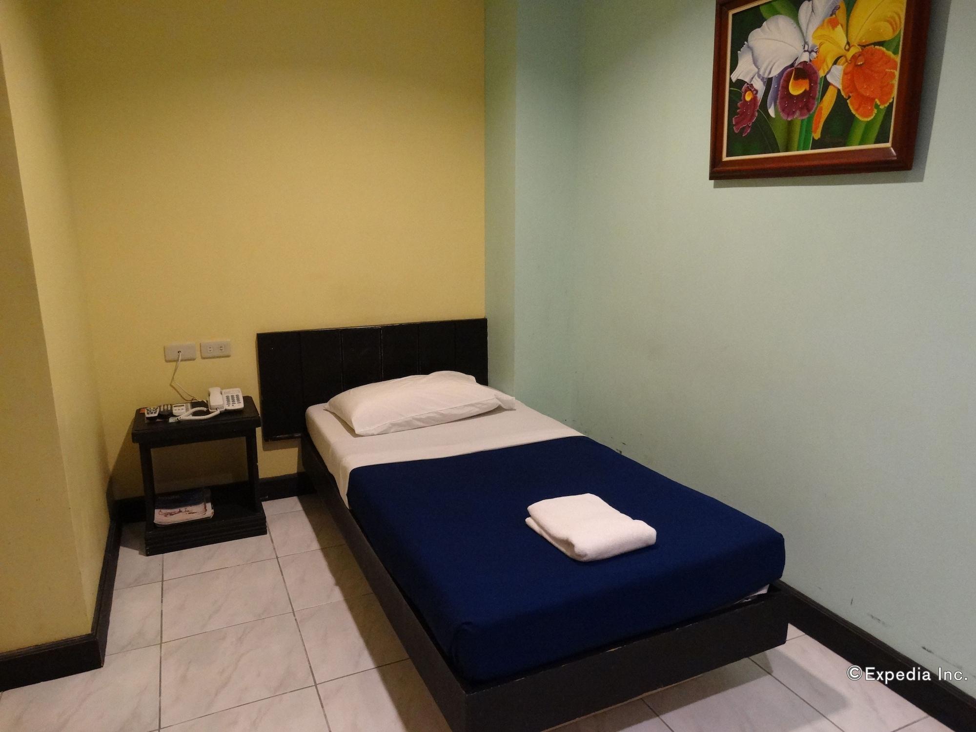 Davao Royal Suites And Residences מראה חיצוני תמונה