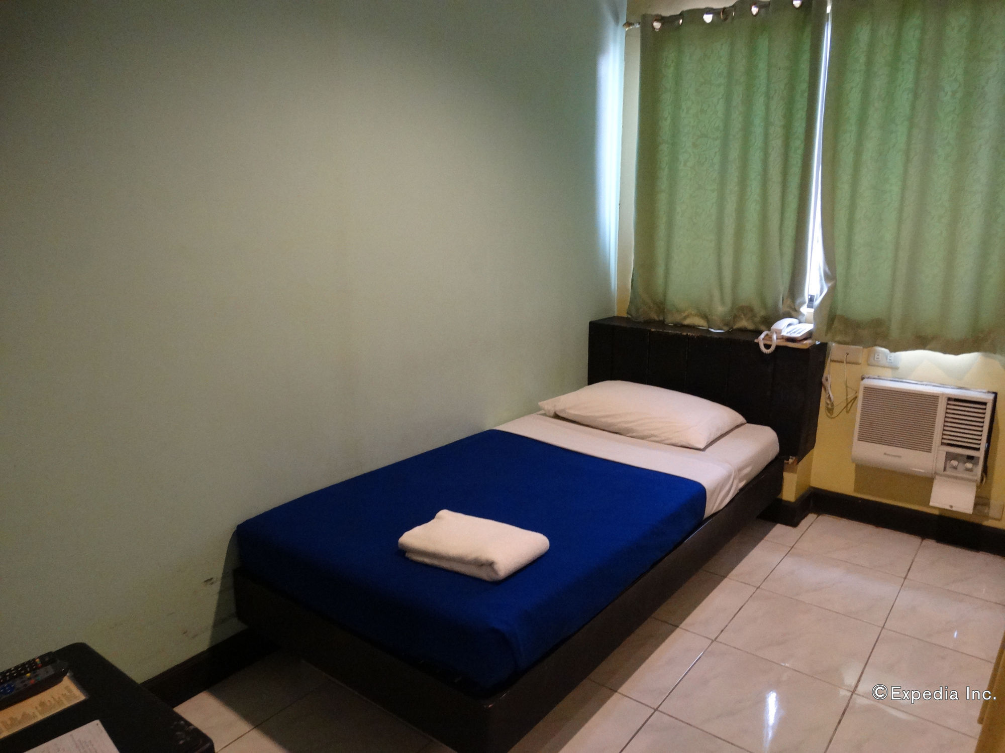 Davao Royal Suites And Residences מראה חיצוני תמונה