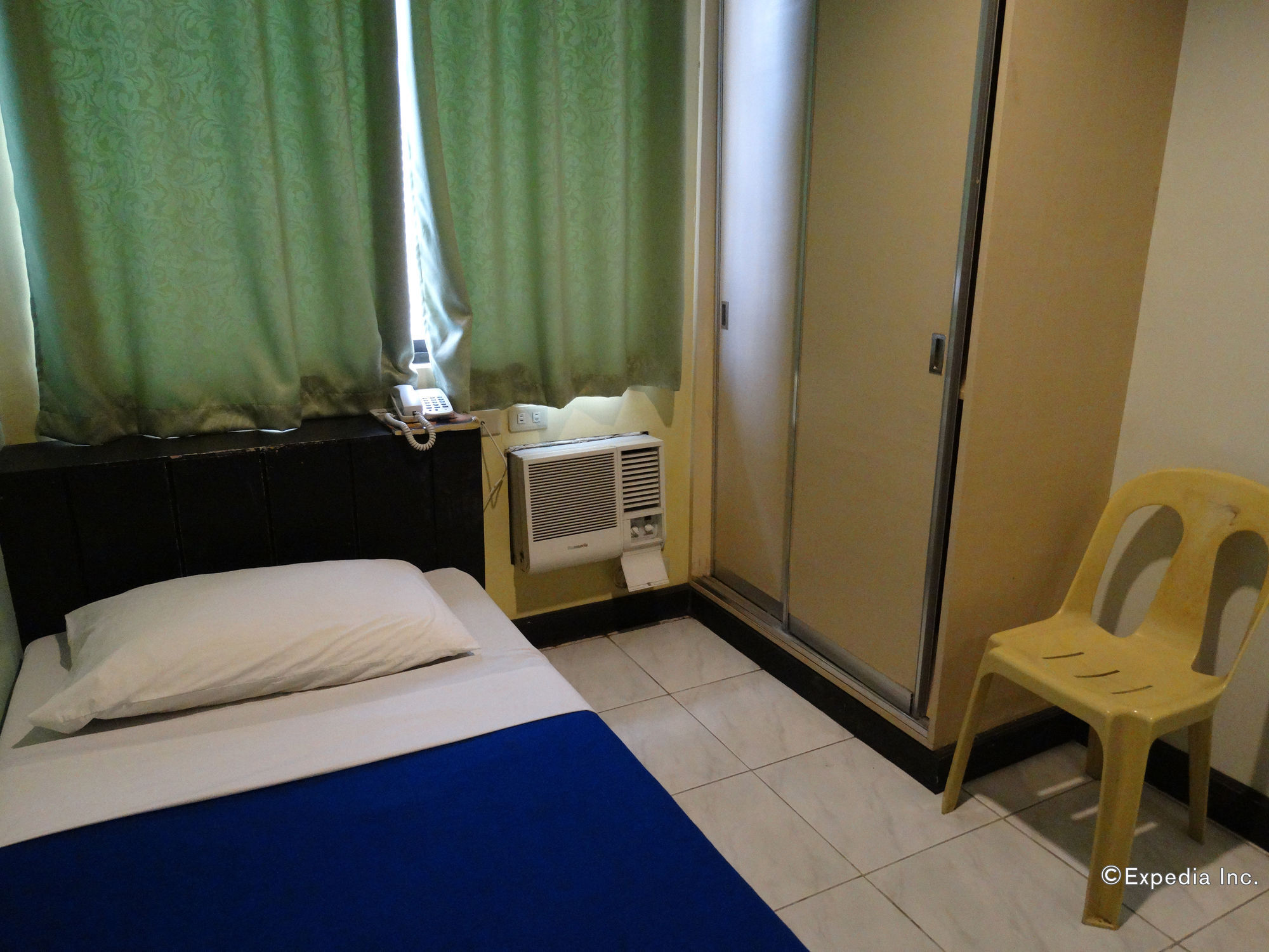 Davao Royal Suites And Residences מראה חיצוני תמונה